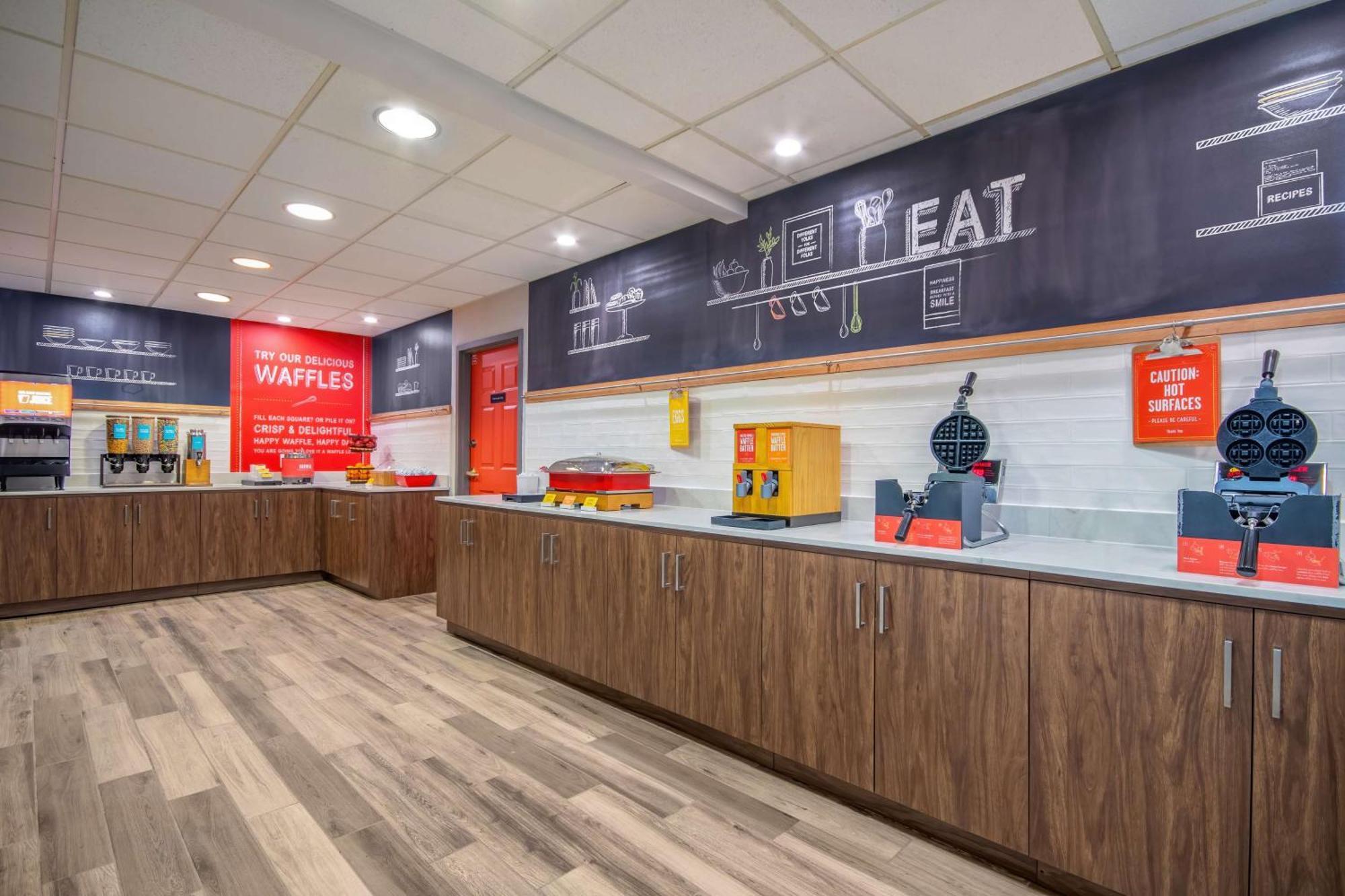 Hampton Inn East Aurora Esterno foto