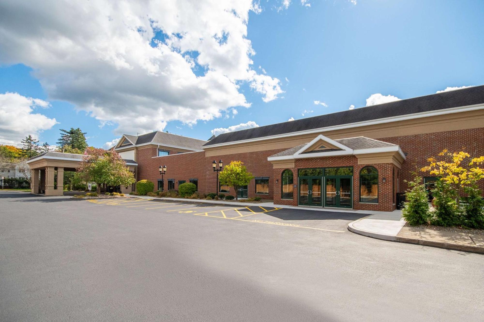 Hampton Inn East Aurora Esterno foto